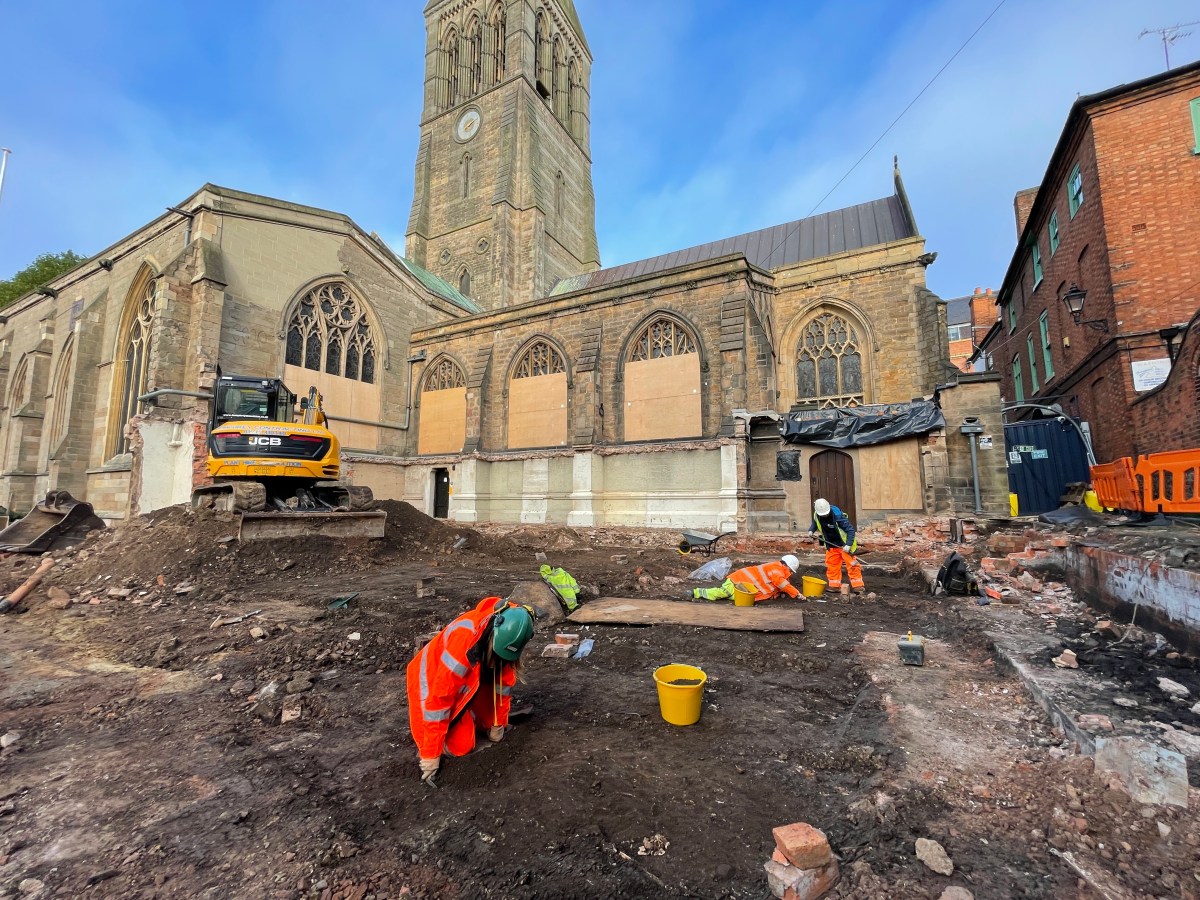 Leicester Cathedral Revealed – archaeological excavation begins at Leicester Cathedral